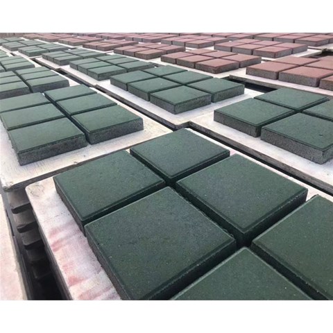 透水磚的鋪設需要哪些工具和材料？對地面坡度有要求嗎？【曲靖透水磚批發(fā)】