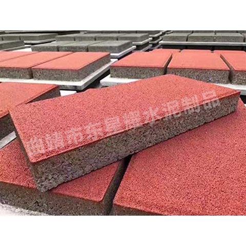 透水磚的孔隙率大小對(duì)其透水和保水性能有怎樣的具體關(guān)聯(lián)？曲靖東星耀水泥制品廠(chǎng)家告訴你